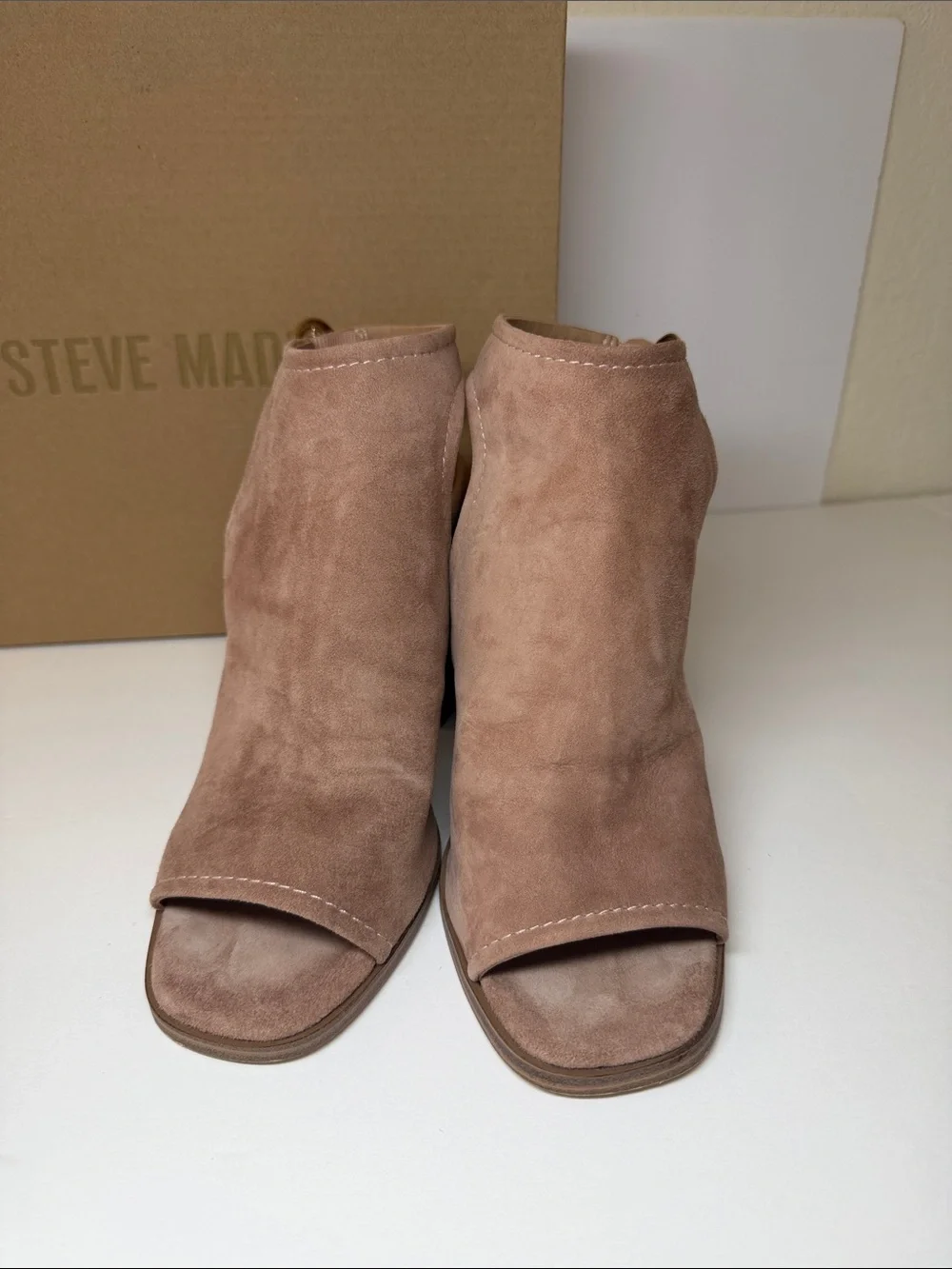 Steve Madden Suede Peep Toe Block Heel Sandals Tan/Blush Size 7